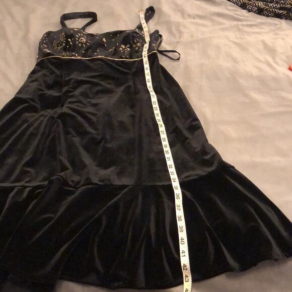 R&K Evening 2pc Black velvet dress and jacket Woman Size 14 Special occasion - Picture 11 of 12